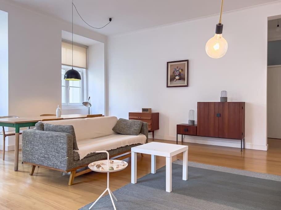 4 Rooms Home In Baixa Lisbon Luaran gambar